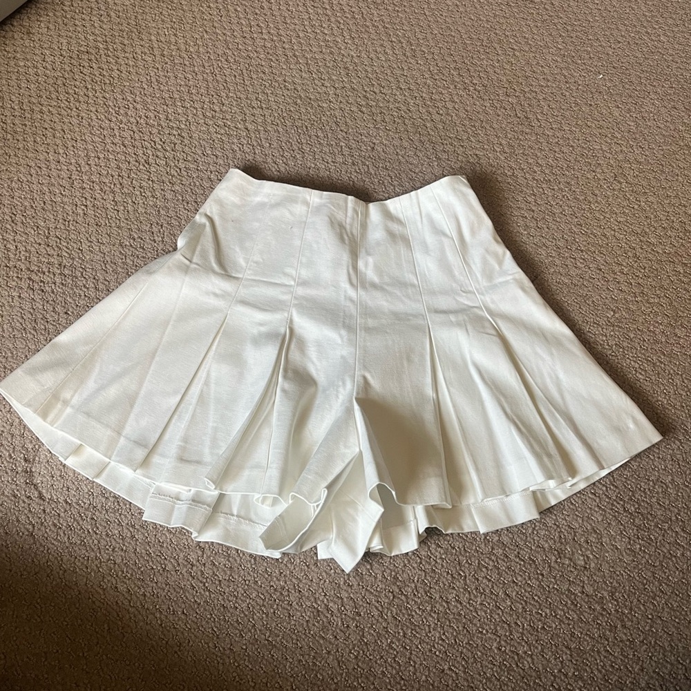 Momoshèro Shorts